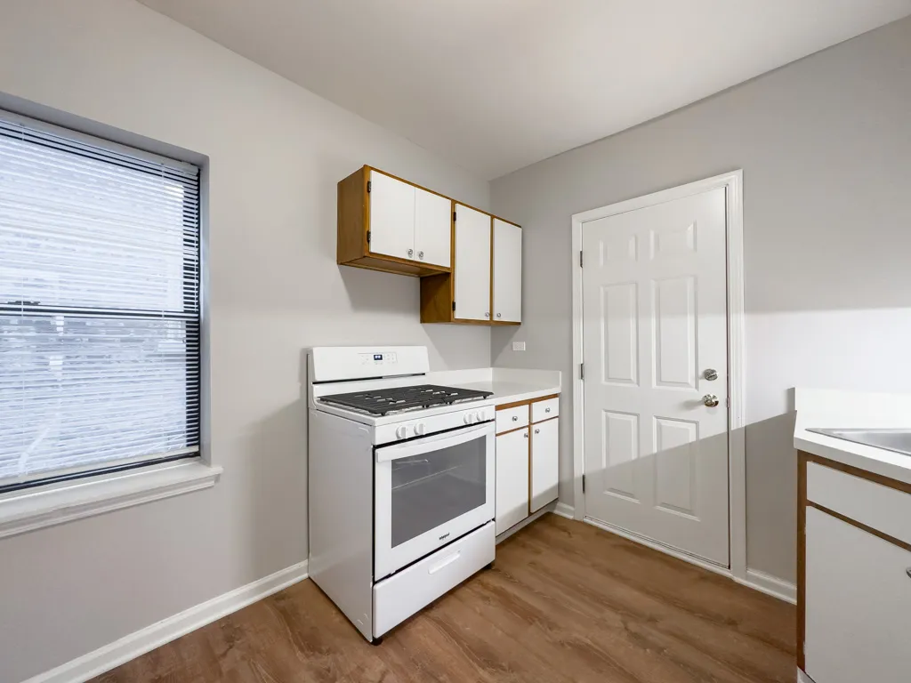 5746 N Winthrop Ave, ,  60660, USA 60660-unit#104-Chicago-IL
