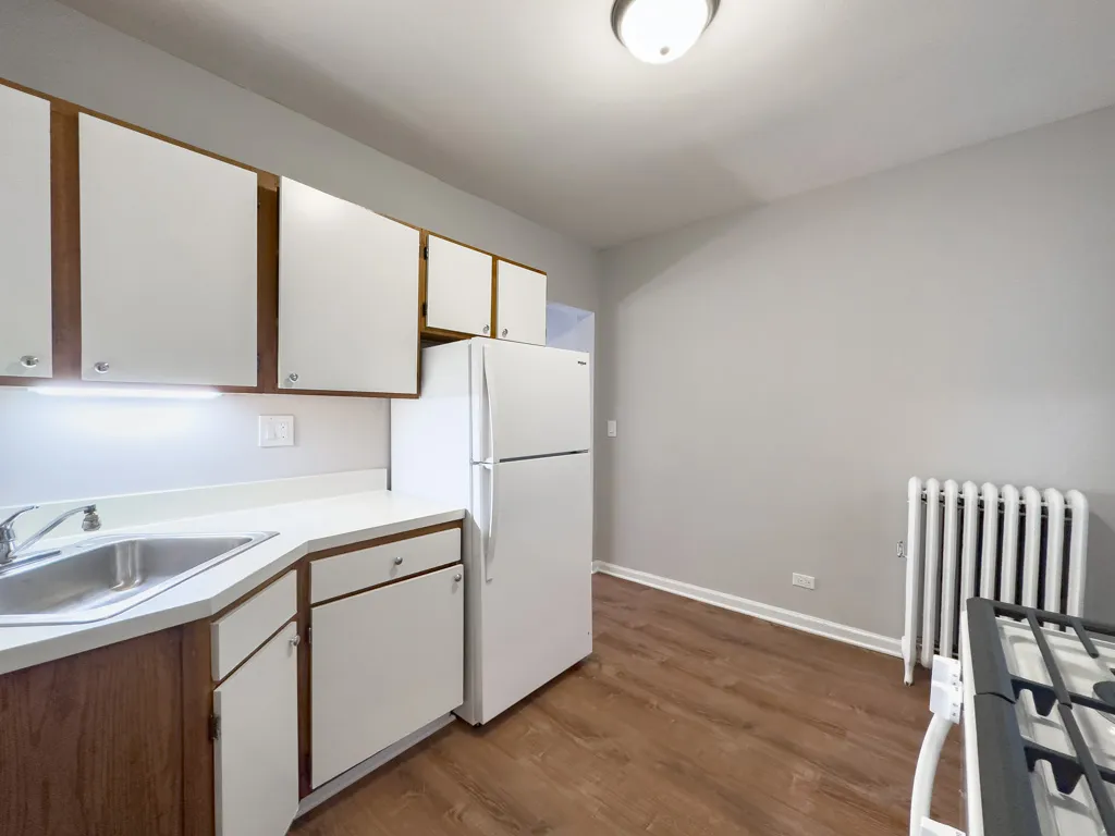 5746 N Winthrop Ave, ,  60660, USA 60660-unit#104-Chicago-IL