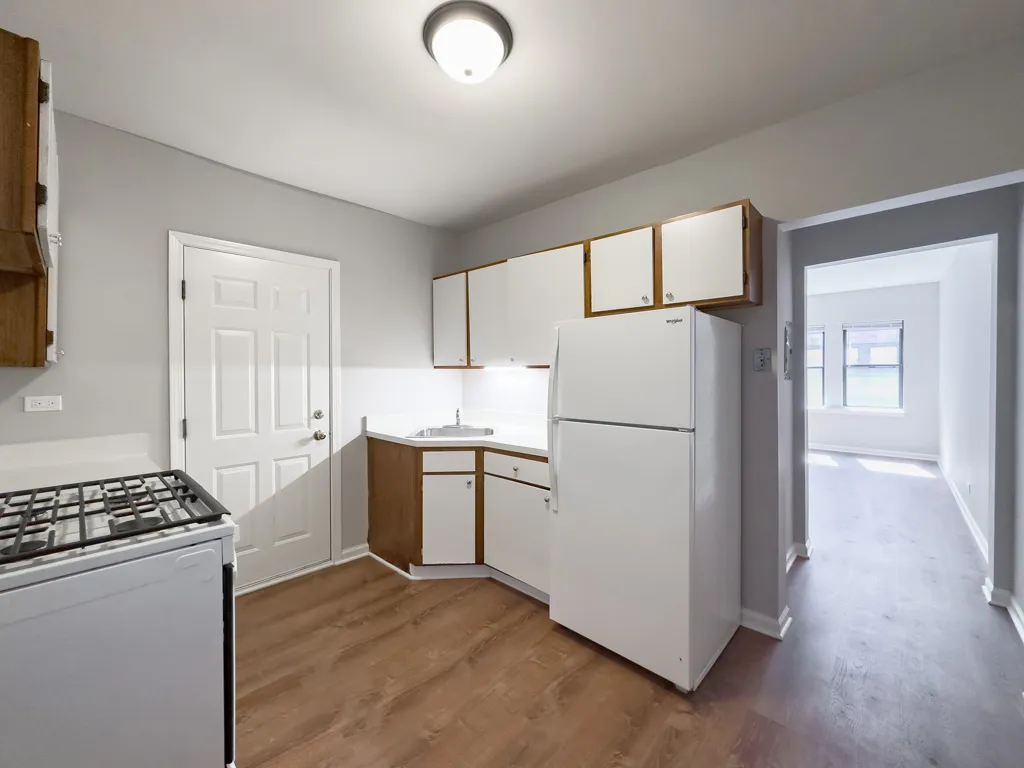5746 N Winthrop Ave, ,  60660, USA 60660-unit#104-Chicago-IL
