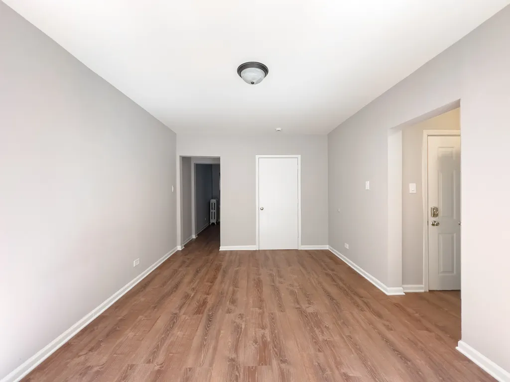 5746 N Winthrop Ave, ,  60660, USA 60660-unit#104-Chicago-IL