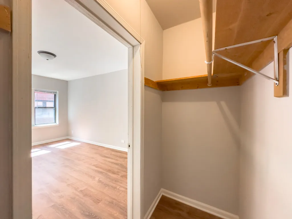 5746 N Winthrop Ave, ,  60660, USA 60660-unit#104-Chicago-IL