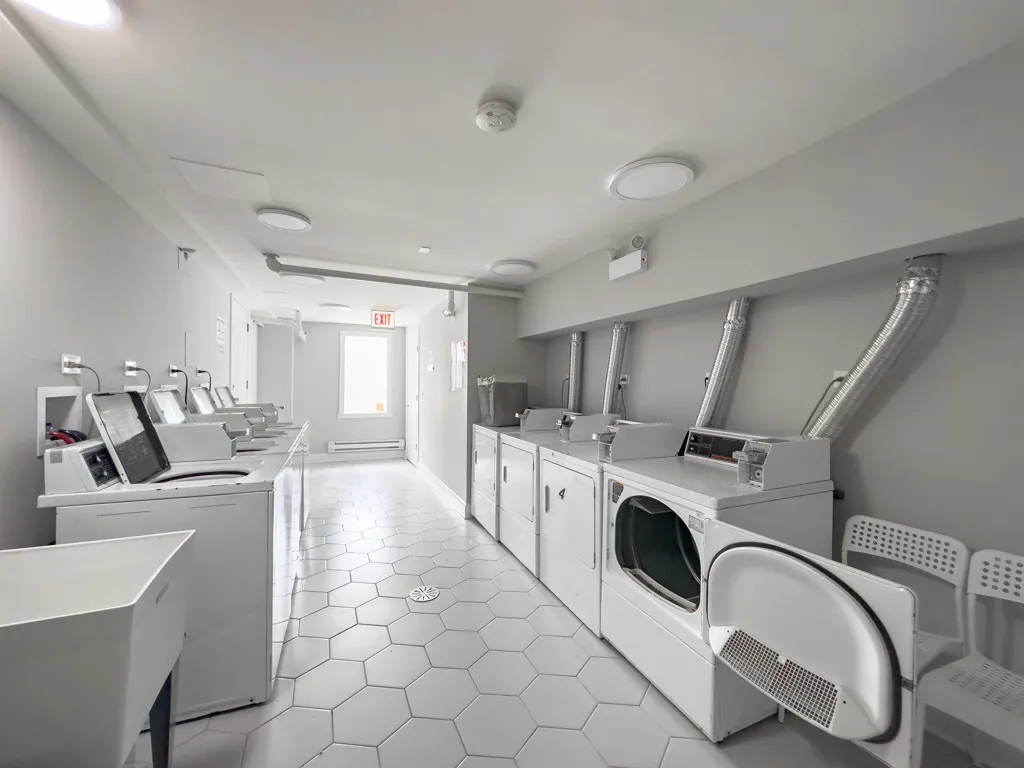 5746 N Winthrop Ave, ,  60660, USA 60660-unit#104-Chicago-IL