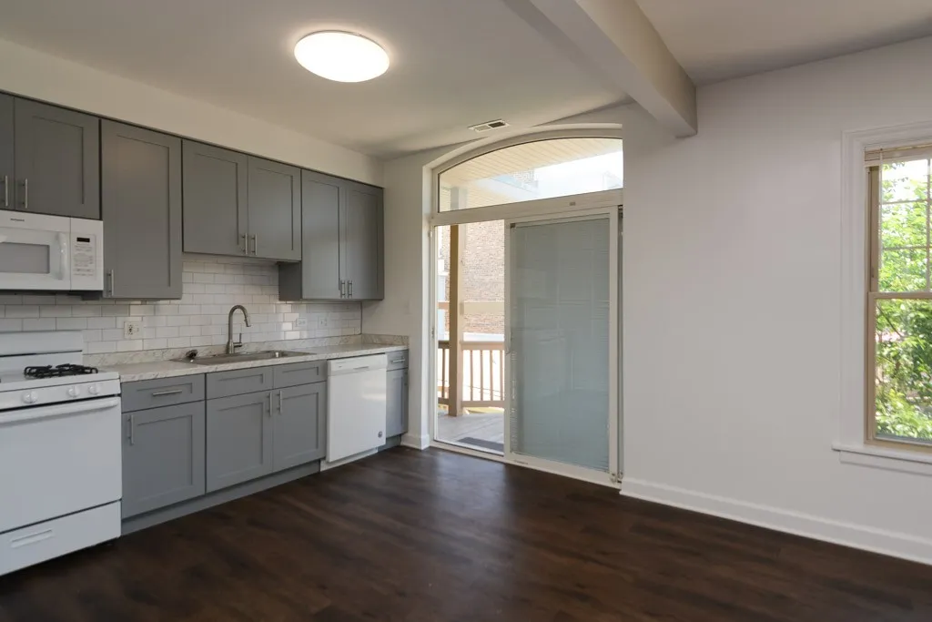 5208 N Sawyer Ave, ,  60625, USA 60625-unit#2-Chicago-IL
