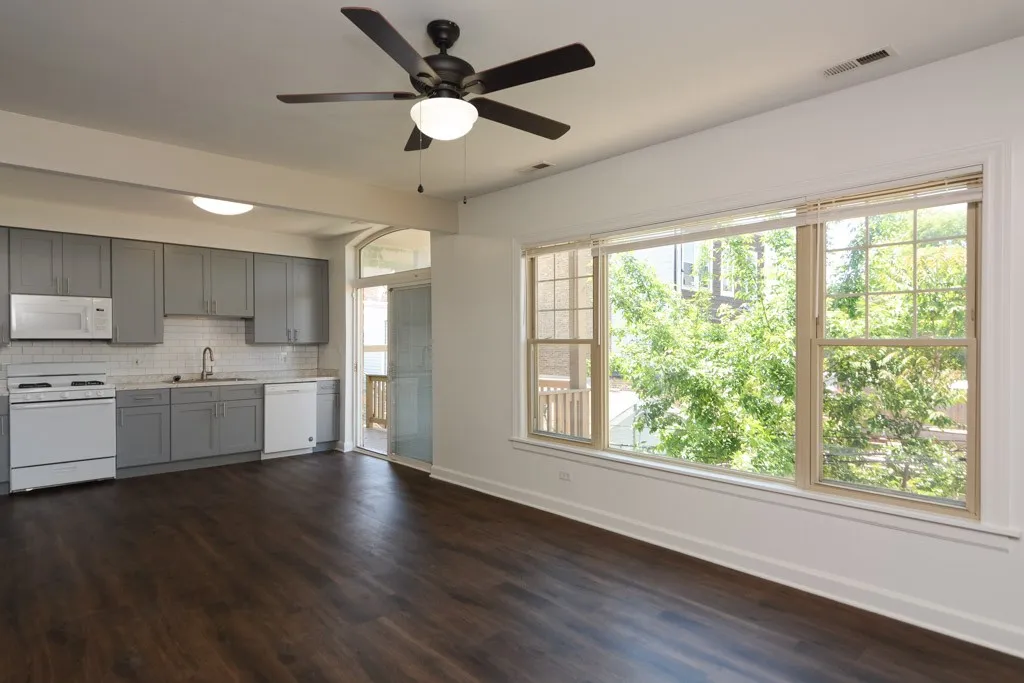 5208 N Sawyer Ave, ,  60625, USA 60625-unit#2-Chicago-IL