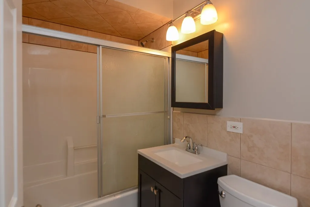 5208 N Sawyer Ave, ,  60625, USA 60625-unit#2-Chicago-IL