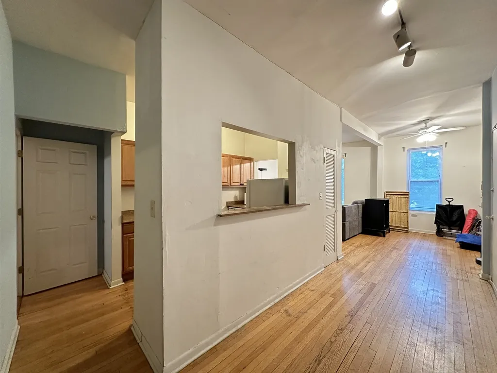 854 W George St, , 60657, USA 60657-unit#1-Chicago-IL