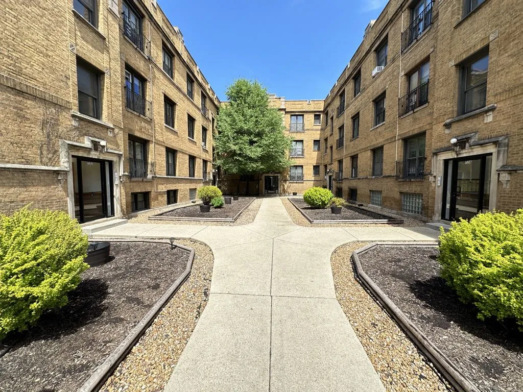 732 W Roscoe St, , 60657, USA 60657-unit#3N-Chicago-IL