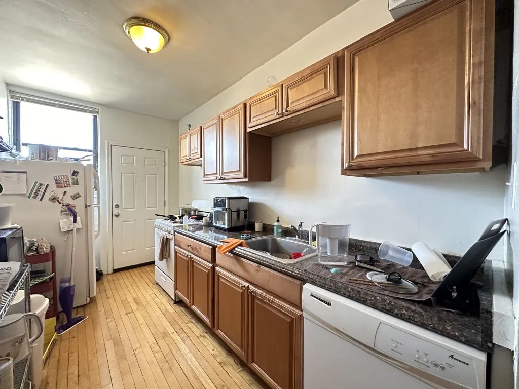 732 W Roscoe St, ,  60657, USA 60657-unit#3N-Chicago-IL