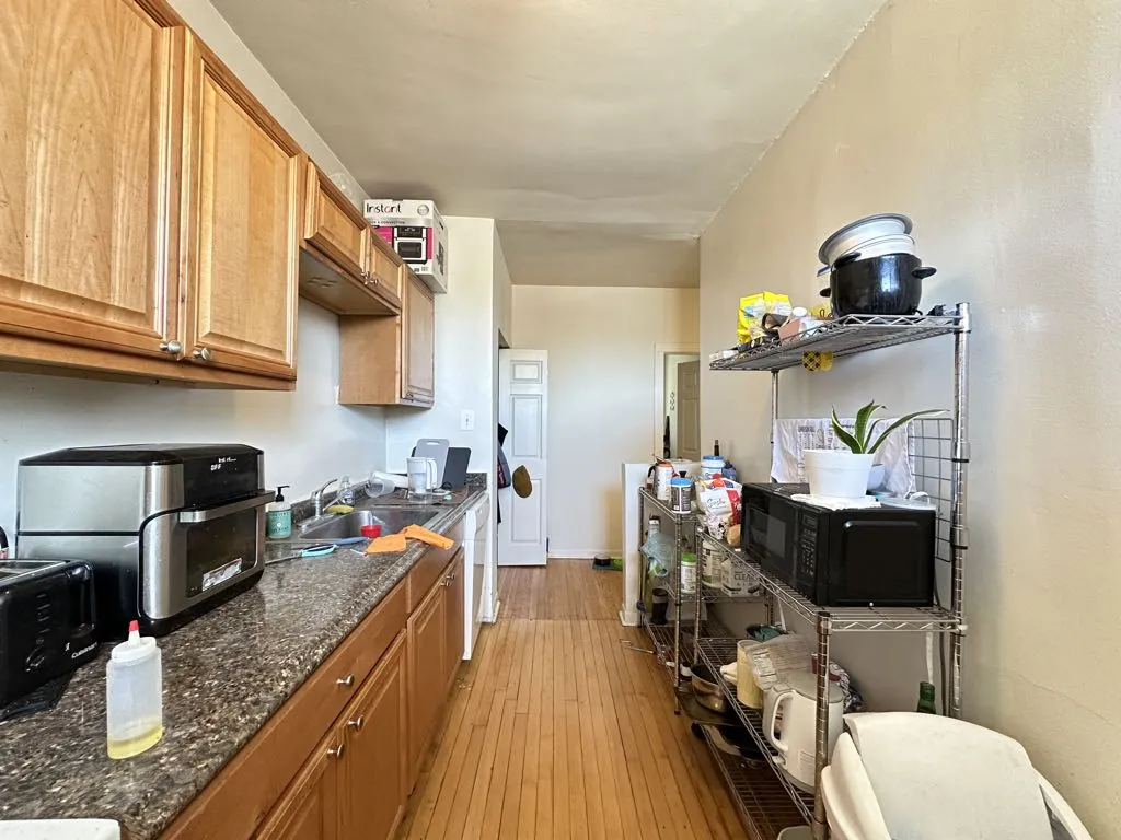 732 W Roscoe St, ,  60657, USA 60657-unit#3N-Chicago-IL