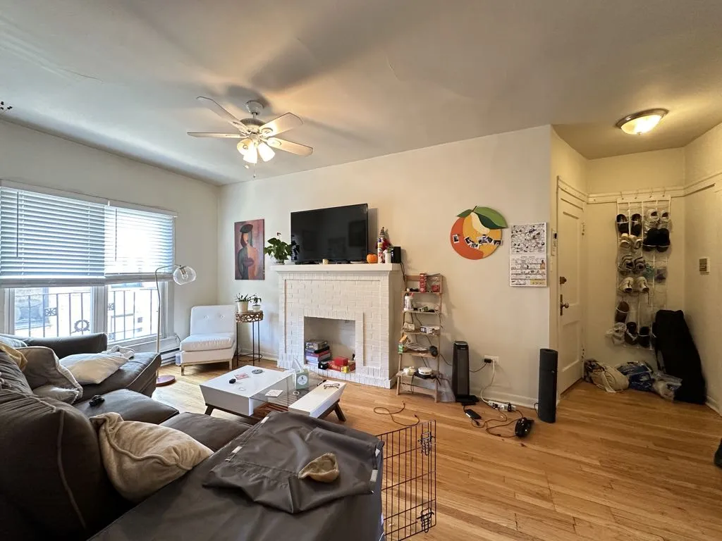 732 W Roscoe St, ,  60657, USA 60657-unit#3N-Chicago-IL