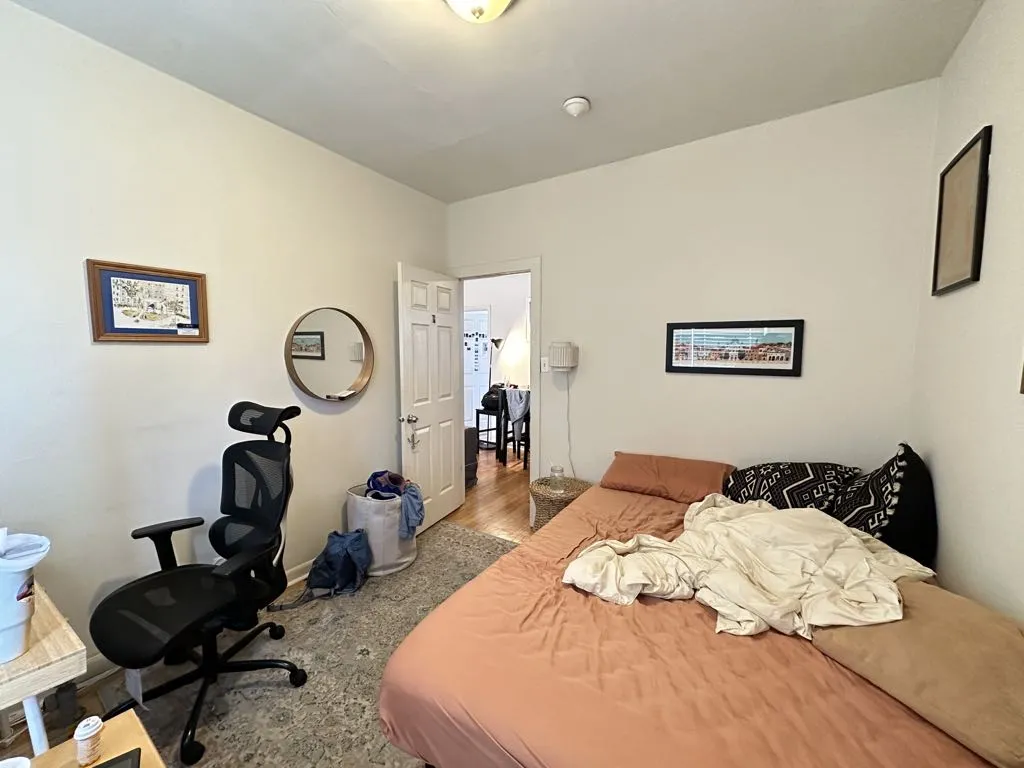 732 W Roscoe St, ,  60657, USA 60657-unit#3N-Chicago-IL