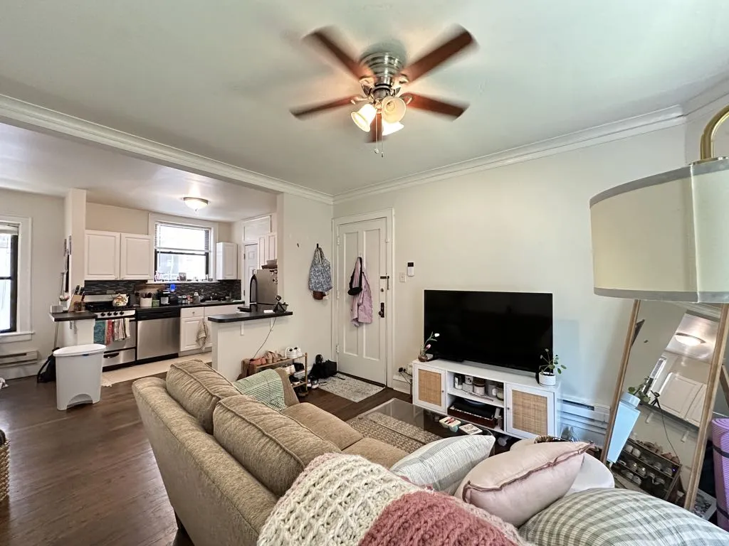 2131 W Giddings St, ,  60625, USA 60625-unit#1B-Chicago-IL
