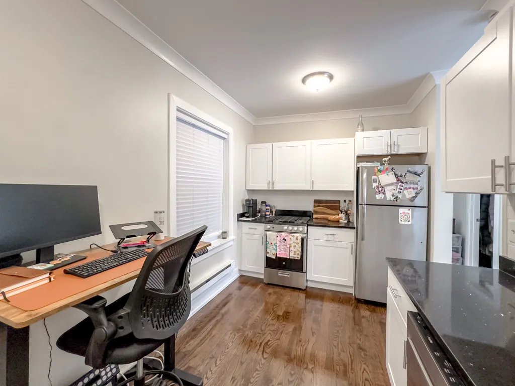 648 W Roscoe St, , 60657, USA 60657-unit#2N-Chicago-IL