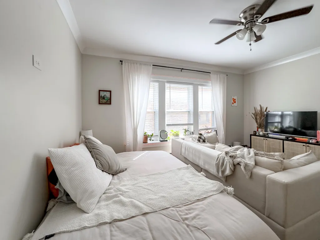 648 W Roscoe St, , 60657, USA 60657-unit#2N-Chicago-IL