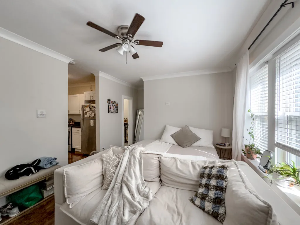 648 W Roscoe St, , 60657, USA 60657-unit#2N-Chicago-IL