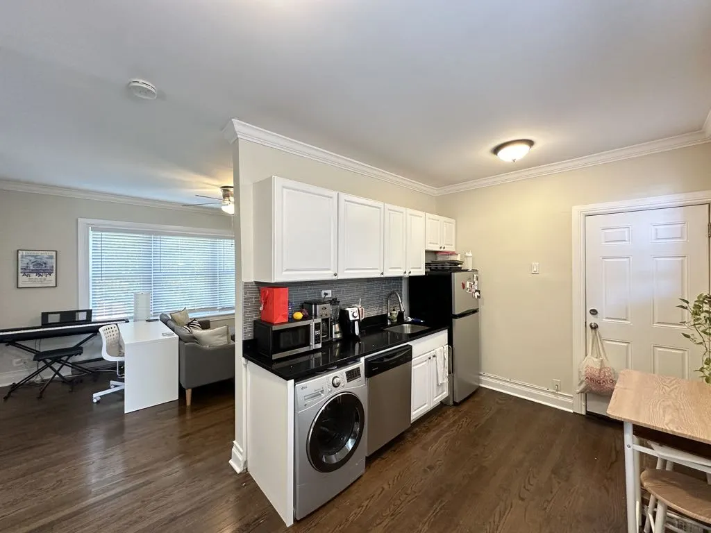 648 W Roscoe St, ,  60657, USA 60657-unit#3N-Chicago-IL