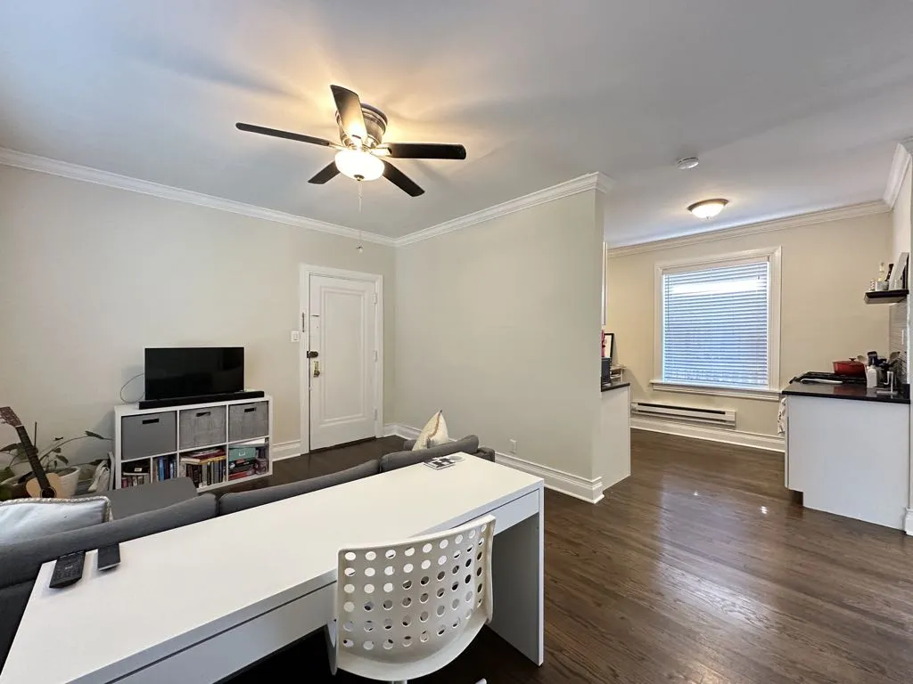 648 W Roscoe St, ,  60657, USA 60657-unit#3N-Chicago-IL