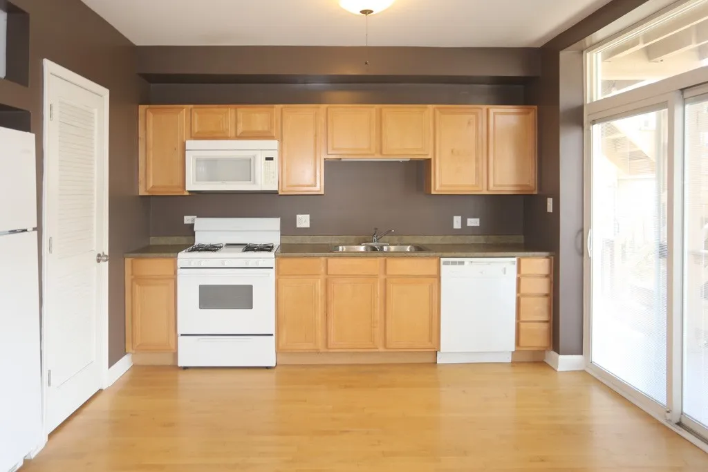 5208 N Sawyer Ave, ,  60625, USA 60625-unit#1-Chicago-IL