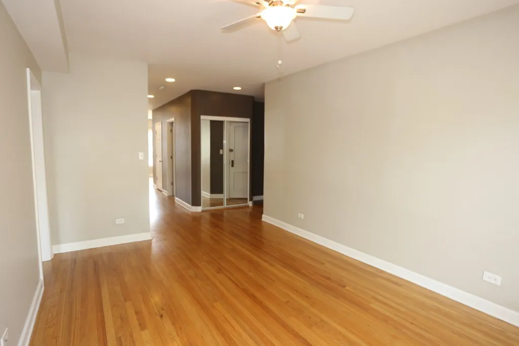5208 N Sawyer Ave, ,  60625, USA 60625-unit#1-Chicago-IL