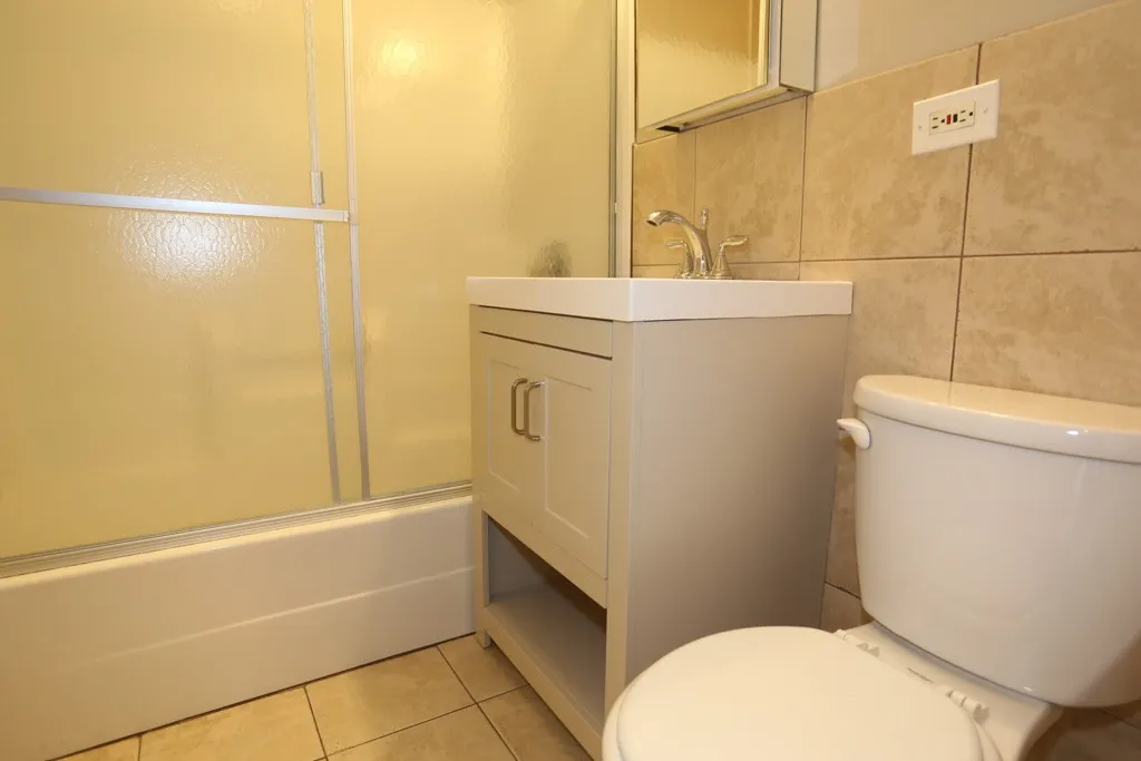5208 N Sawyer Ave, ,  60625, USA 60625-unit#1-Chicago-IL