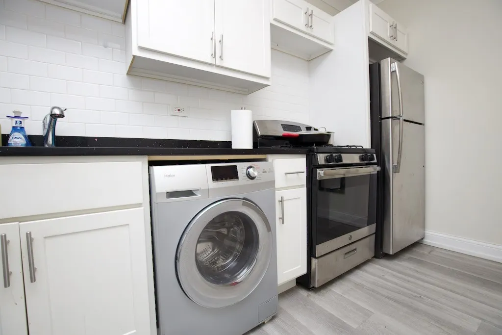 730 W Roscoe St, ,  60657, USA 60657-unit#1N-Chicago-IL