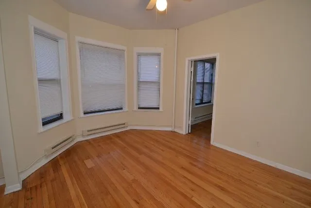 917 W Waveland Ave, ,  60613, USA 60657-unit#1A-Chicago-IL