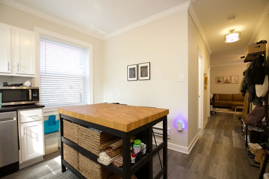646 W Roscoe St, ,  60657, USA 60657-unit#2N-Chicago-IL