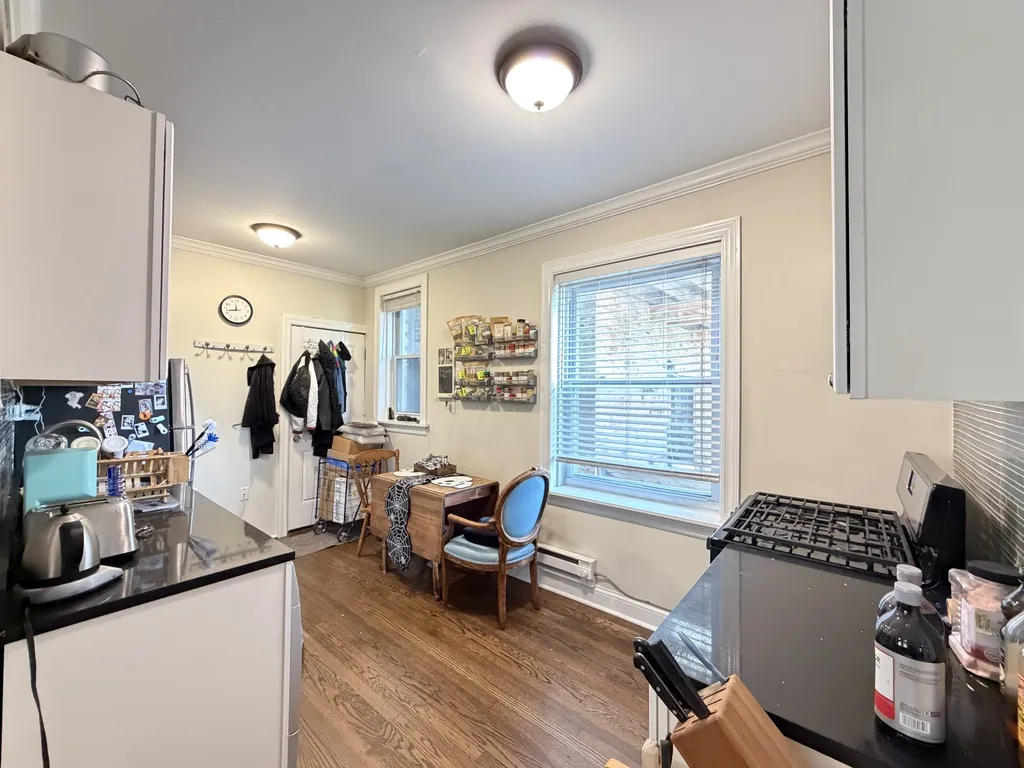 648 W Roscoe St, ,  60657, USA 60657-unit#2N-Chicago-IL