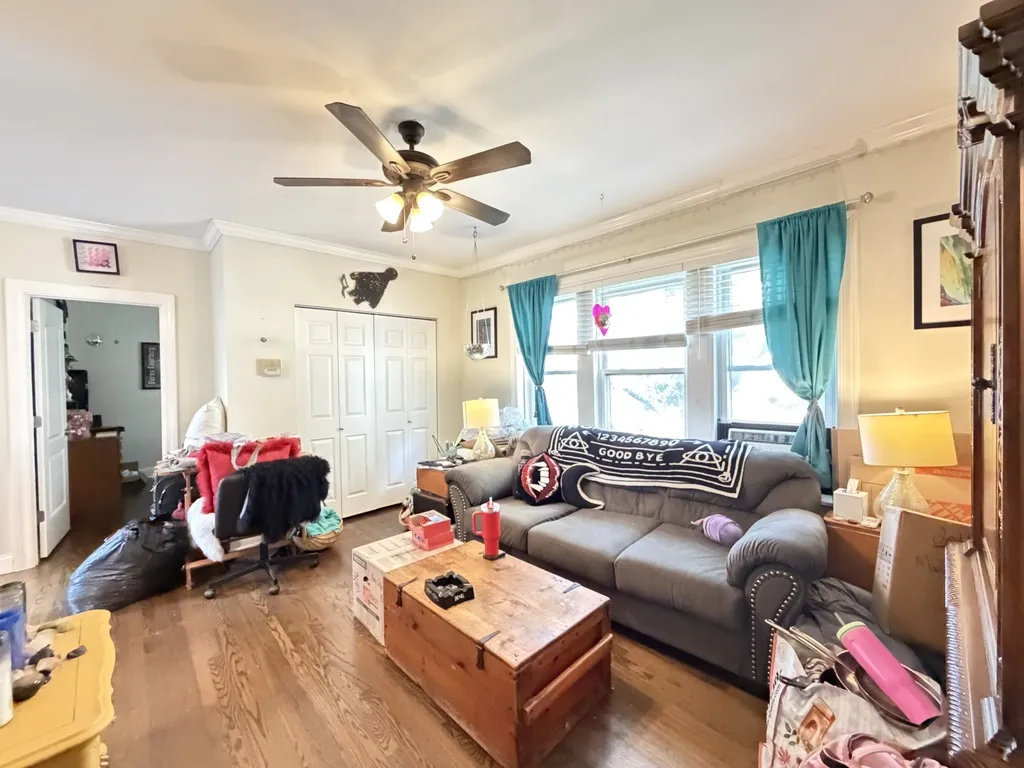 648 W Roscoe St, ,  60657, USA 60657-unit#2N-Chicago-IL