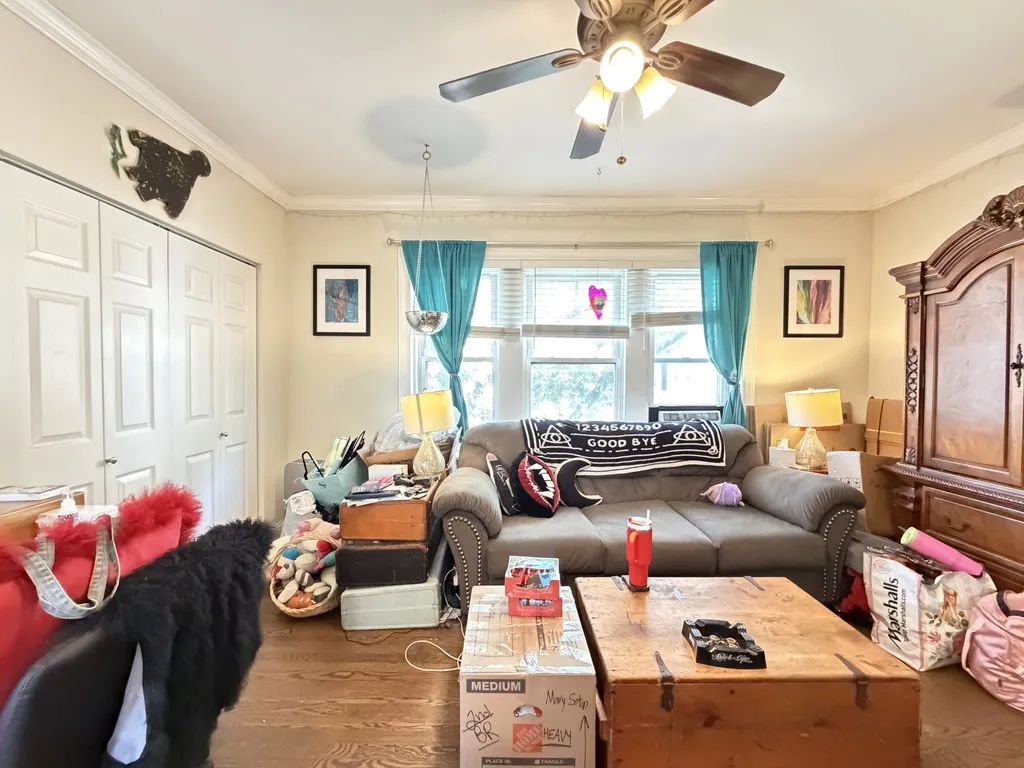 648 W Roscoe St, ,  60657, USA 60657-unit#2N-Chicago-IL
