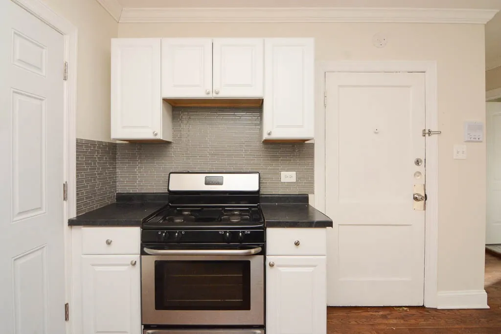 1056 W Lill Ave, ,  60614, USA 60614-unit#1-Chicago-IL