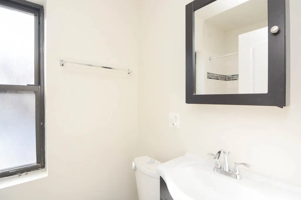 1056 W Lill Ave, ,  60614, USA 60614-unit#1-Chicago-IL