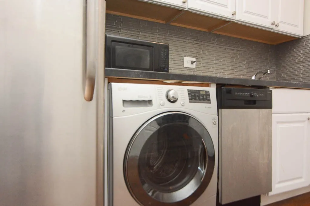 1056 W Lill Ave, ,  60614, USA 60614-unit#1-Chicago-IL