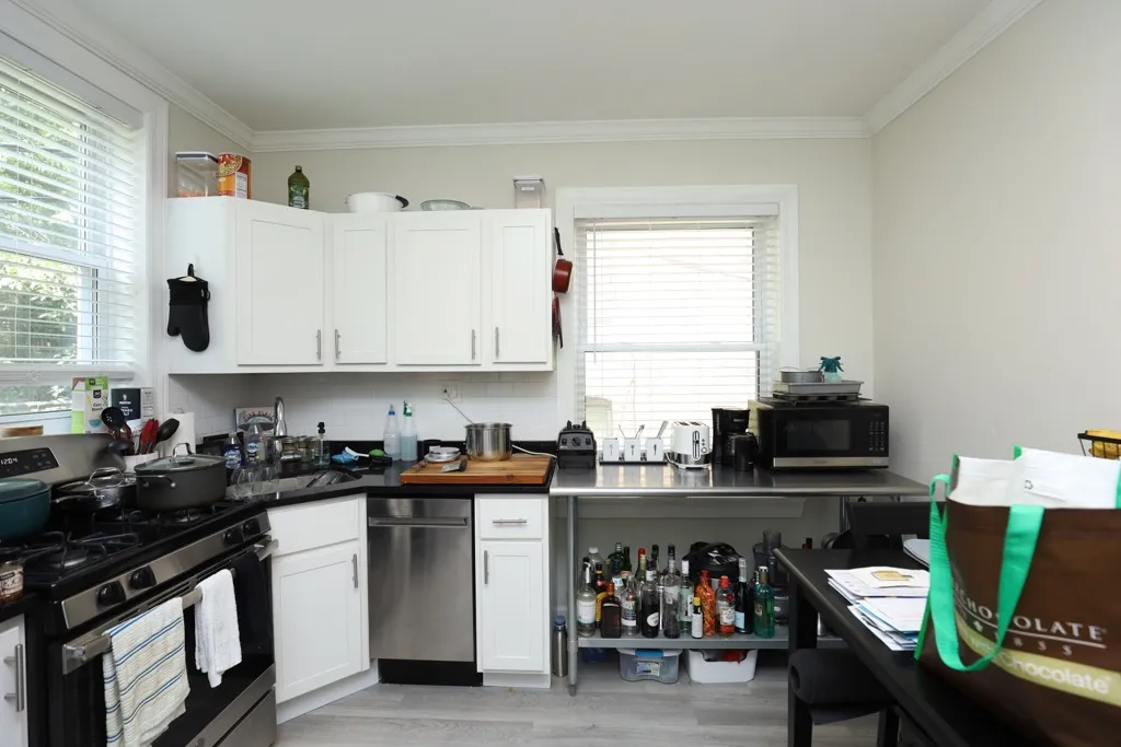 646 W Roscoe St, ,  60657, USA 60657-unit#1N-Chicago-IL