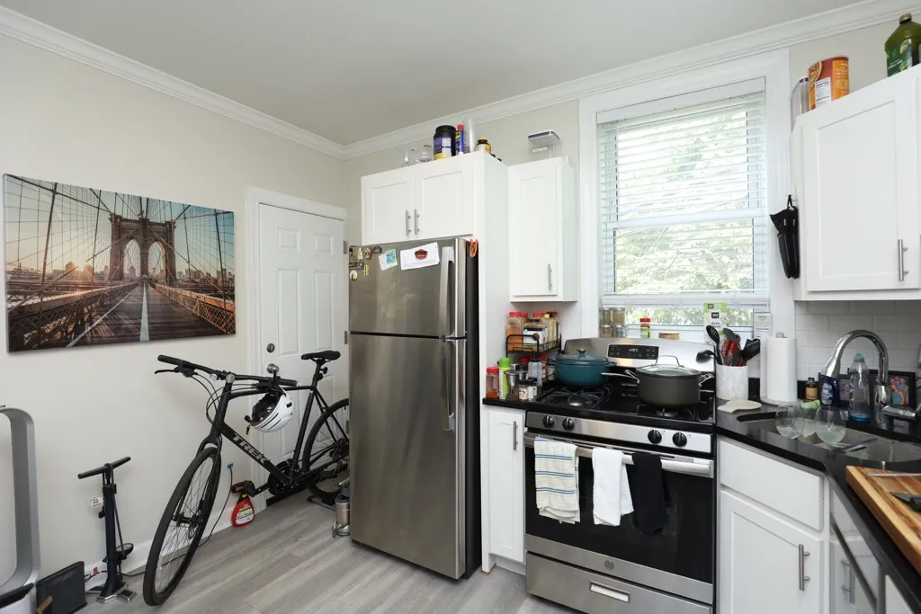 646 W Roscoe St, ,  60657, USA 60657-unit#1N-Chicago-IL