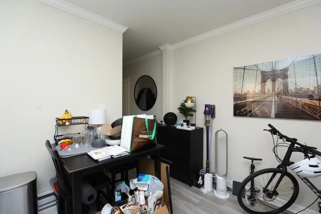 646 W Roscoe St, ,  60657, USA 60657-unit#1N-Chicago-IL