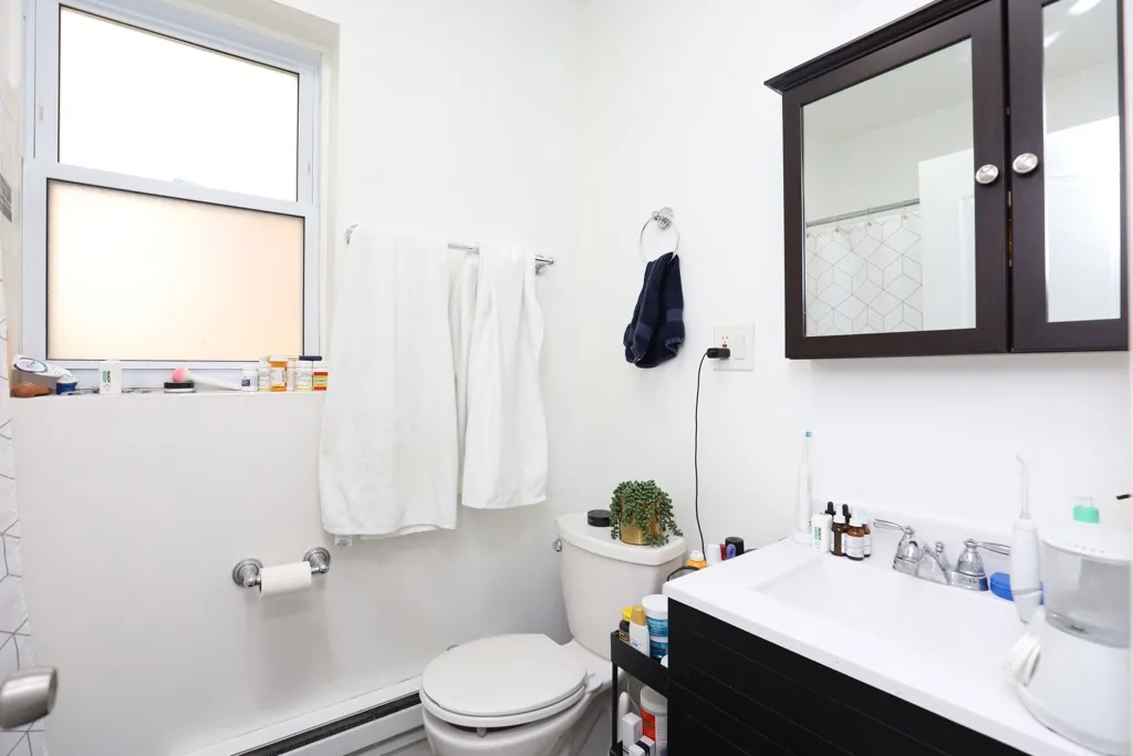 646 W Roscoe St, ,  60657, USA 60657-unit#1N-Chicago-IL