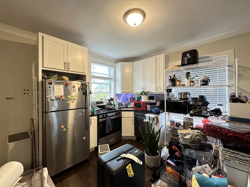 646 W Roscoe St, ,  60657, USA 60657-unit#3N-Chicago-IL