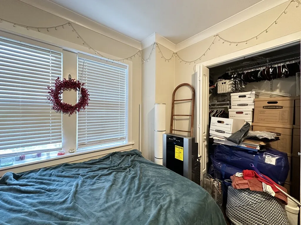 646 W Roscoe St, ,  60657, USA 60657-unit#3N-Chicago-IL
