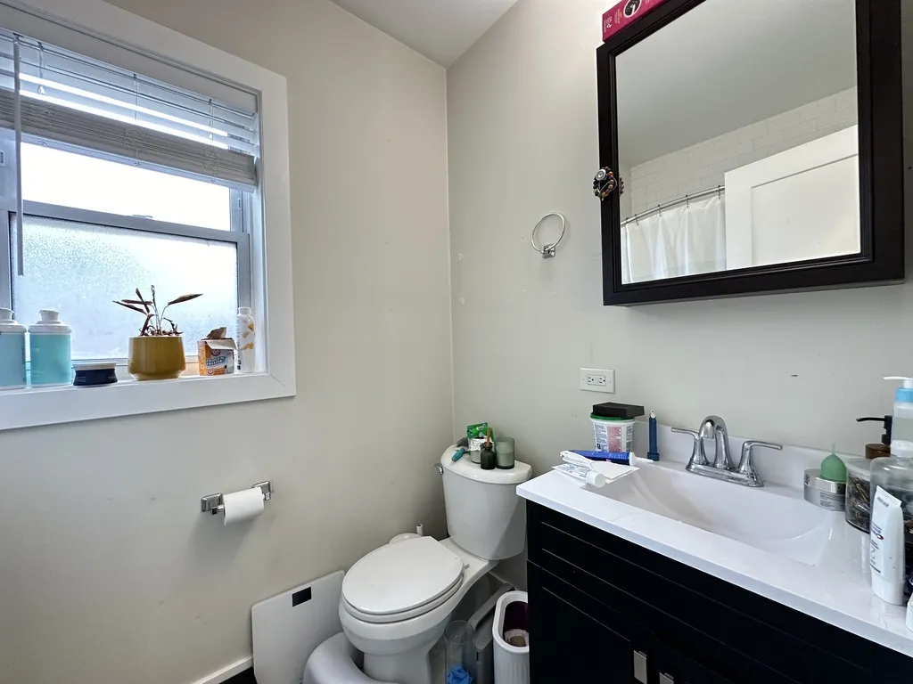 646 W Roscoe St, ,  60657, USA 60657-unit#3N-Chicago-IL