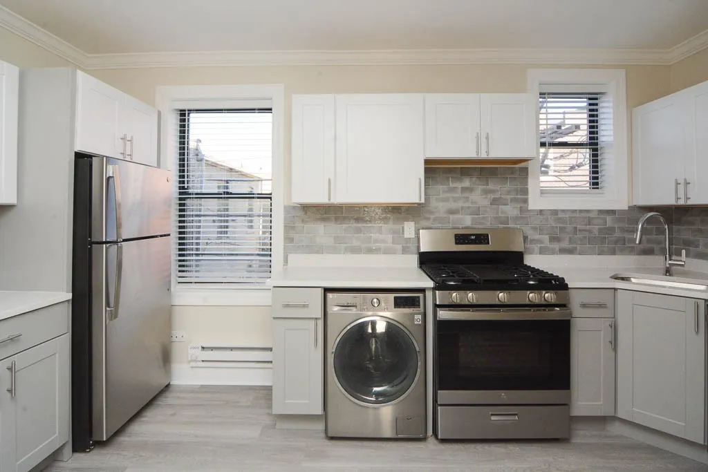 3841 N Greenview Ave, , 60613, USA 60613-unit#2W-Chicago-IL