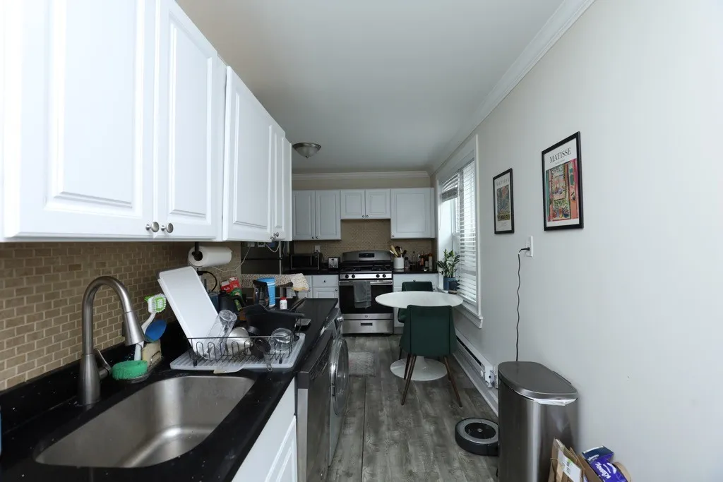 837 W Cornelia Ave, ,  60657, USA 60657-unit#3S-Chicago-IL
