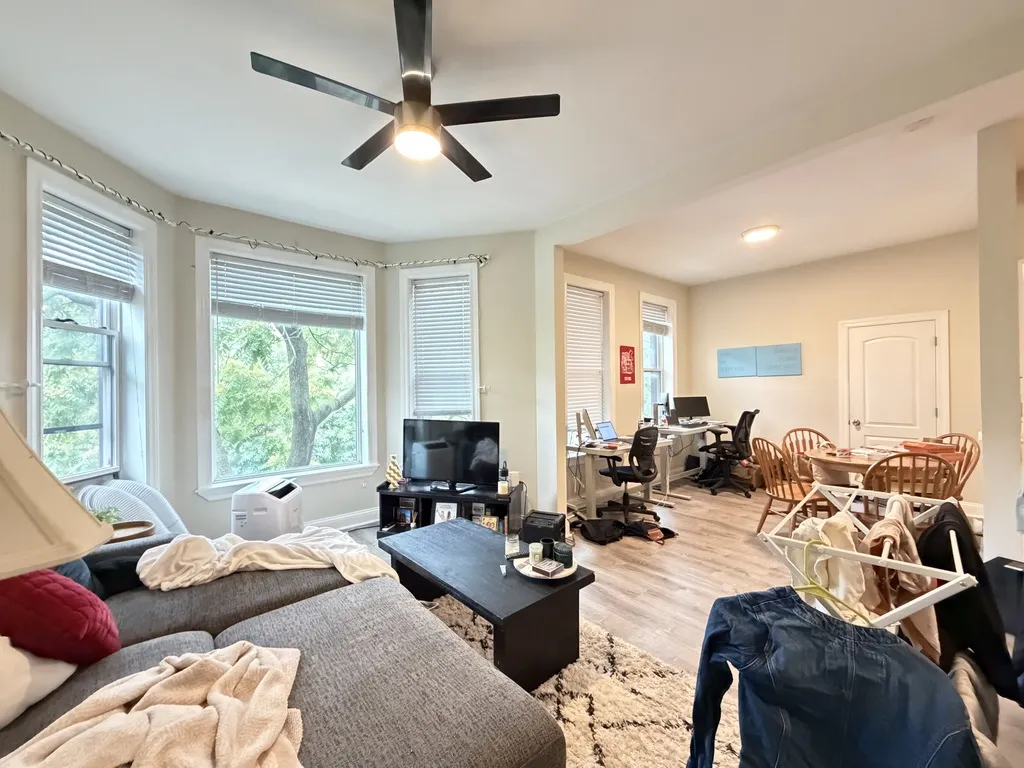 854 W George St, , 60657, USA 60657-unit#3-Chicago-IL