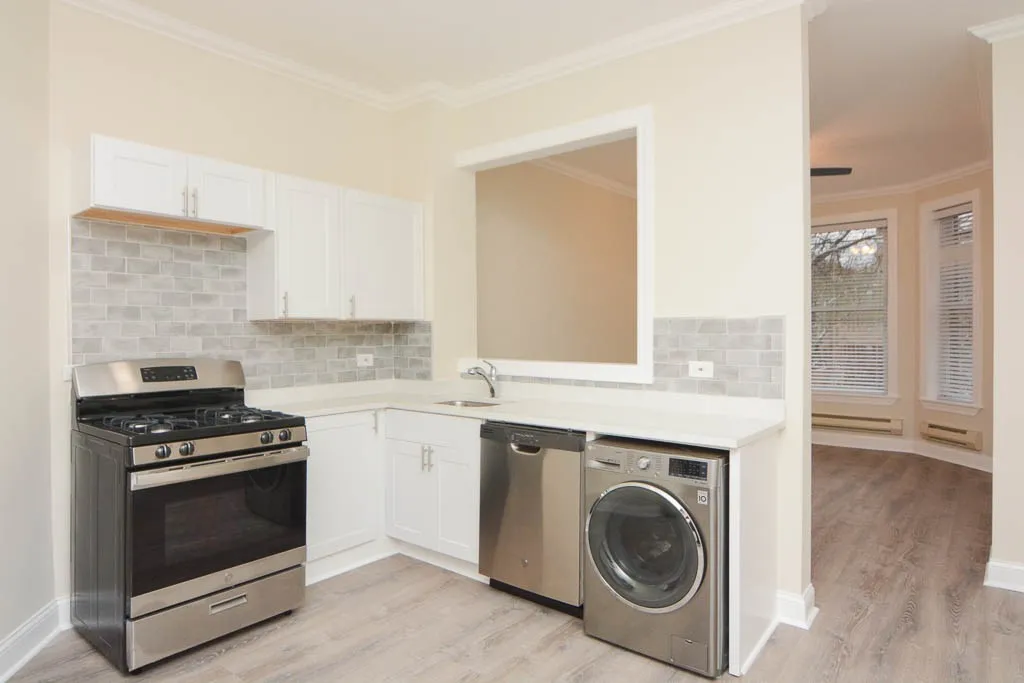 2905 N Mildred Ave, ,  60657, USA 60657-unit#2-Chicago-IL