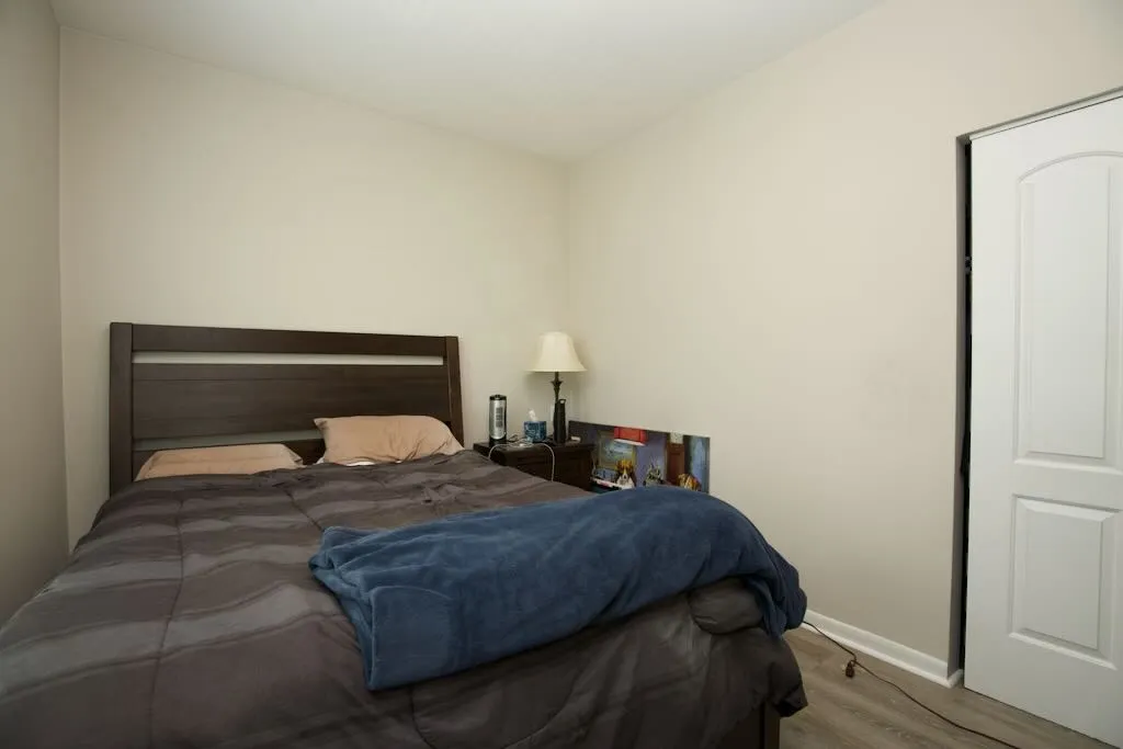 724 W Roscoe St, ,  60657, USA 60657-unit#2S-Chicago-IL
