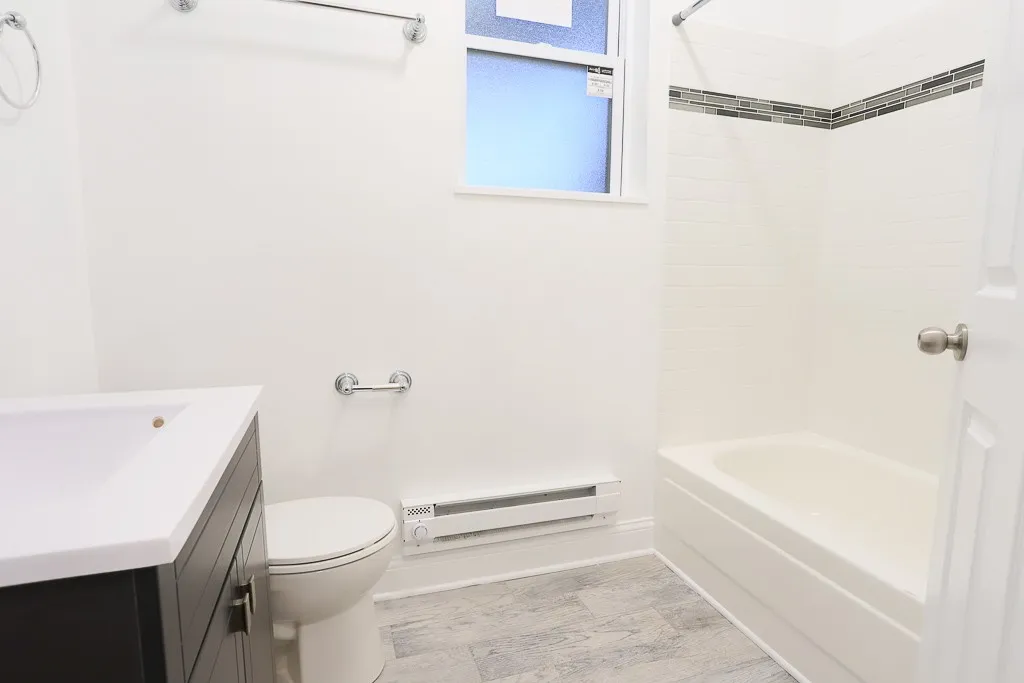 732 W Roscoe St, ,  60657, USA 60657-unit#3S-Chicago-IL