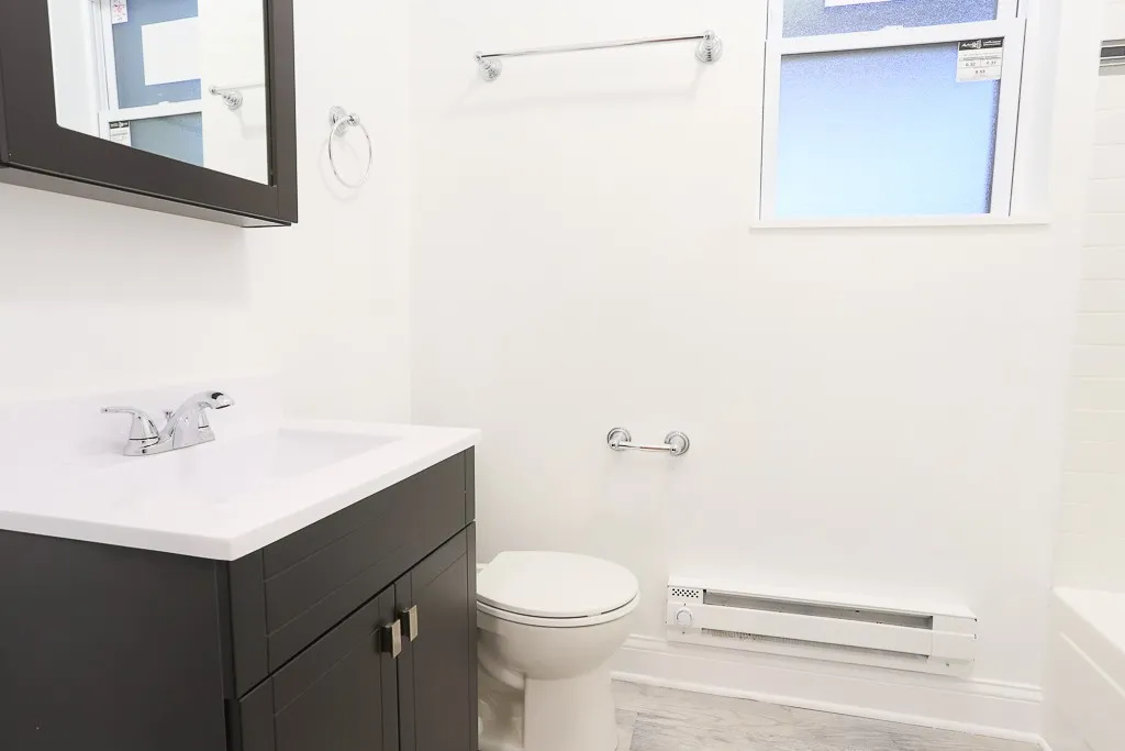 732 W Roscoe St, ,  60657, USA 60657-unit#3S-Chicago-IL
