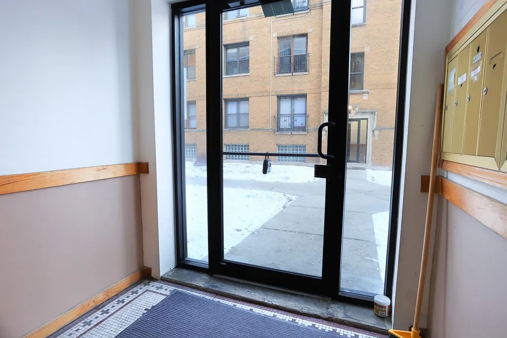 732 W Roscoe St, ,  60657, USA 60657-unit#3S-Chicago-IL