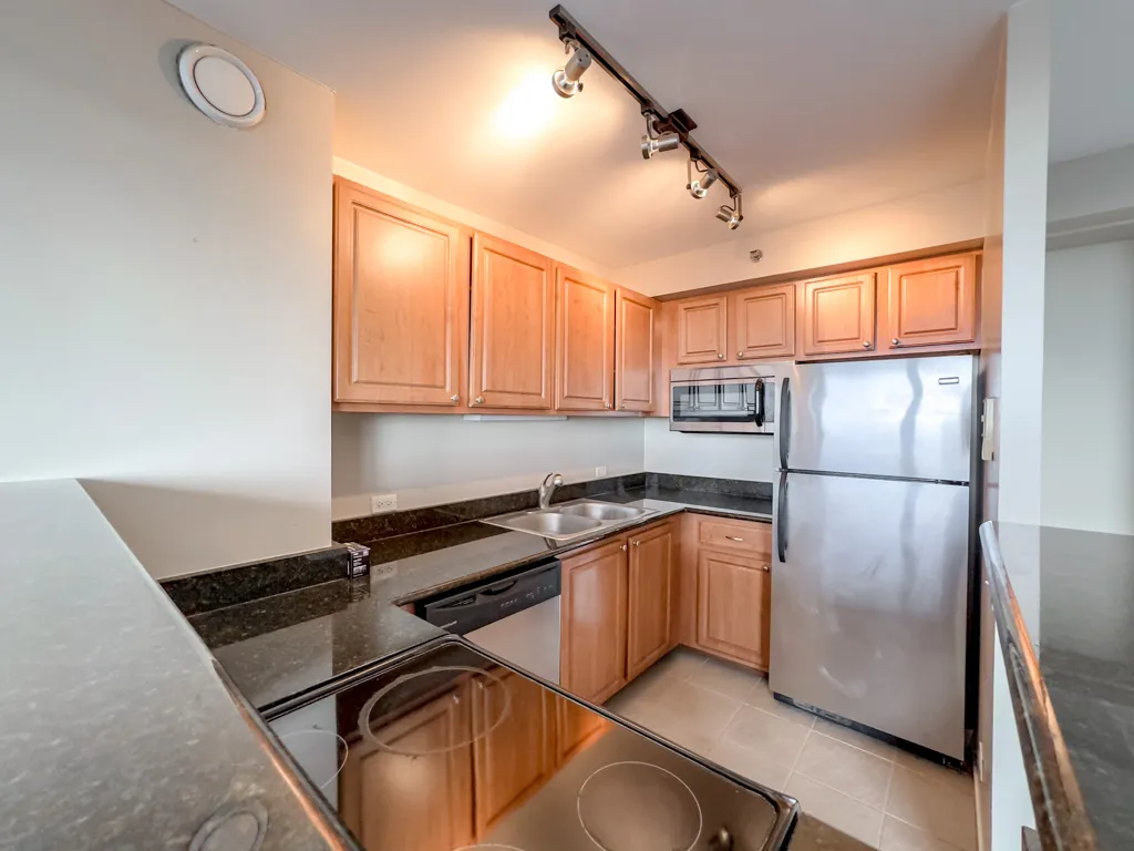 4334 N Hazel St, , 60613, USA 60613-unit#1708-Chicago-IL