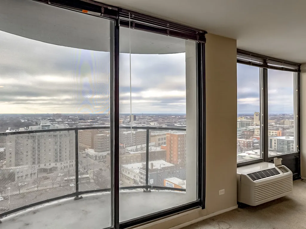 4334 N Hazel St, , 60613, USA 60613-unit#1708-Chicago-IL